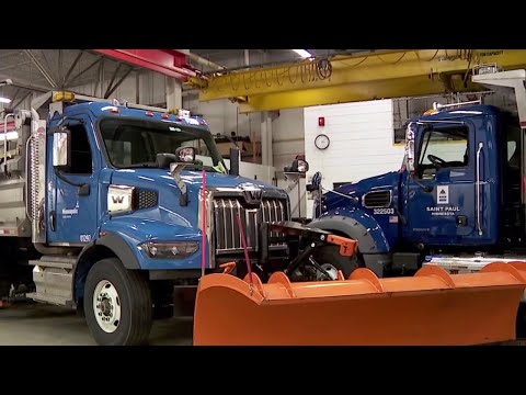 Minneapolis, St. Paul prep for winter storm