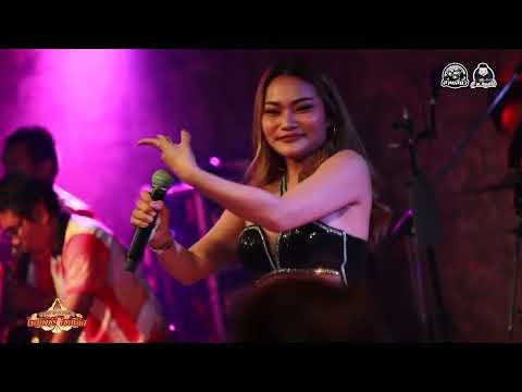 ใหม่ล่าสุด! ใหม่มาแรง! - ใหม่ พัชรี  (Full band ฉบับเต็ม!) : ร้านสามเสี่ยว อ.วังสามหมอ