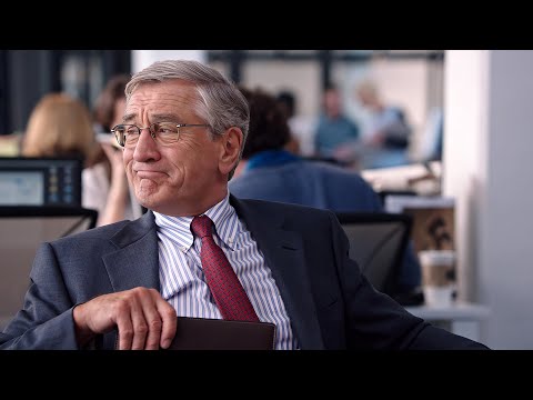 70岁退休总裁因为无聊，竟去小公司当实习生，还差点被老板开除！豆瓣35万人打出8.0分，21分钟看完2015年治愈电影《实习生》