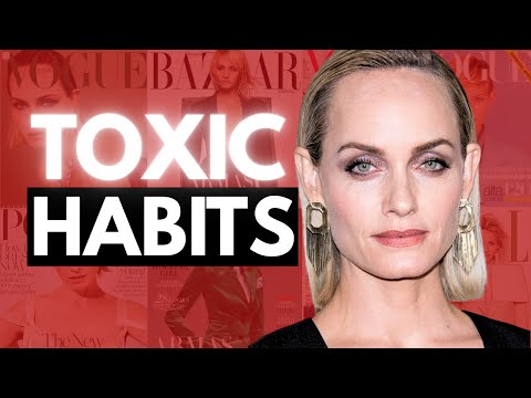 Supermodel Amber Valletta Fought With This Dark Secret