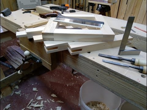 Угловое соединение "шип-проушина" вручную