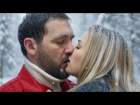 ELLA IBA A CASA DE SU NOVIO...¡PERO SE ENCONTRÓ CON EL DESTINO EN UNA PISTA CUBIERTA DE NIEVE!❄️