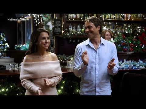 Celebrate CHRISTMAS AT CASTLE HART with Lacey Chabert and Stuart Townsend Nov 27th! |TV Insider