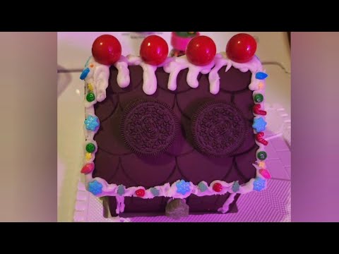 Assembly of the Oreo Cookie Kit House! Ease of Following Instructions 