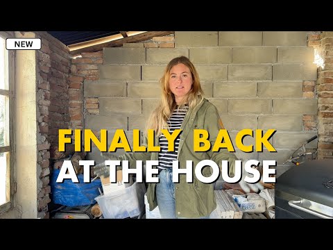 #60 Back at the House! Garage Makeover & a BIG Decision | DIY Farmhouse Renovation in Italy