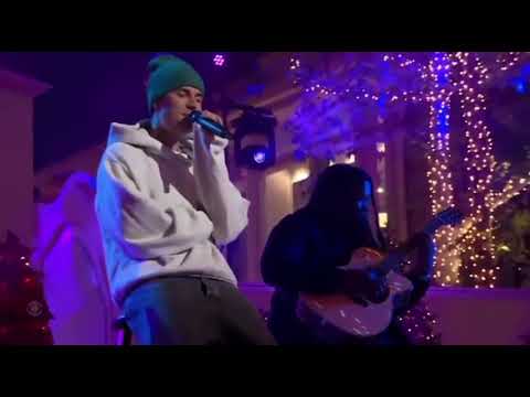 Justin Bieber "MISTLETOE" full performance 2021