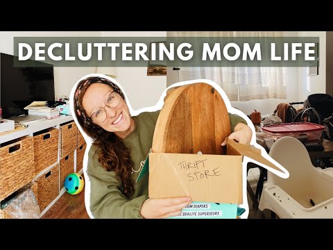 Decluttering my Tiny Townhouse (to feel sane again)