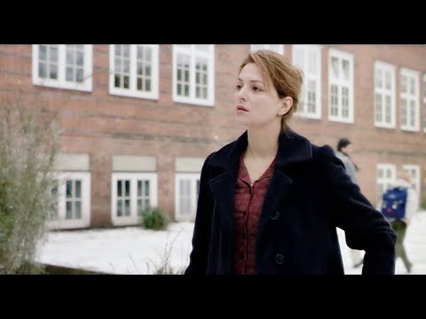 온통 요리만 생각하며 열정적으로 살아가던 그녀에게, 한 마리 작은 새처럼 품 속으로 뛰어든 꼬마 아이.(영화리뷰 결말포함)