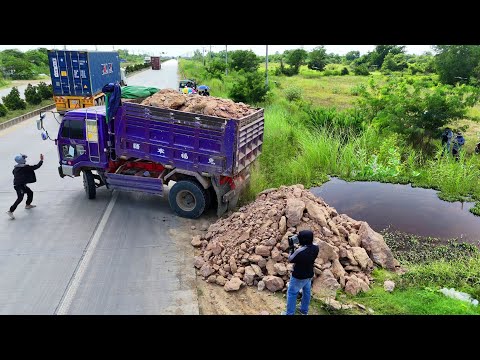 OMG Be Careful! Processing Landfill using Dump Truck 5Ton& Pushing soil by Bulldozer KOMATSU,Mix VDO