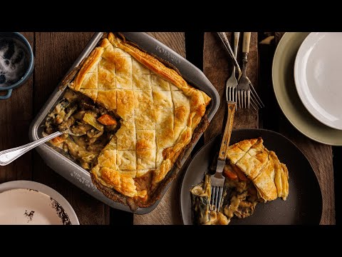 Creamy Mushroom Puff Pastry Pie | Autumnal Vegan Recipe