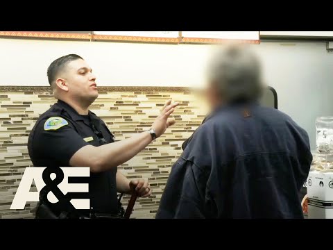 Live PD: Greatest Shifts – Officer Helps to Resolve Ranch Dressing Dispute at Restaurant | A&E