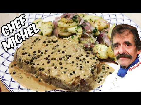 steak au poivre vert avec pommes de terre lyonnaise