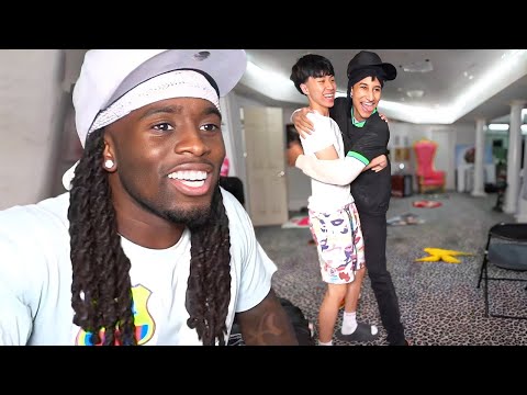 Ray Reunites With Tota!