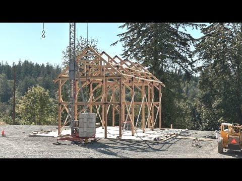 Post and Beam Barn Kit Part 5- Standing The Center Aisle