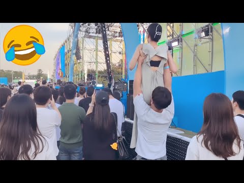 猝不及防的搞笑瞬间 😀😂 Pt. 50 你能忍到第几个