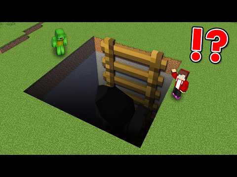 Mikey and JJ Found Longest Scary GIANT STAIRS in Minecraft