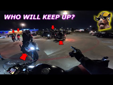 Would You Ride This Fast At Night? Ducati V4S Destroys Everything!