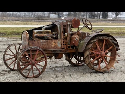 Big Old HOLT Engines COLD STARTING UP AND COOL SOUND 2