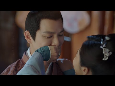 Marquis wanted Shiyi to have many children for him. Shiyi is shy and covers his mouth