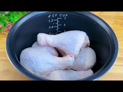 Put the chicken legs into the rice cooker without adding water or oil,it's so delicious,