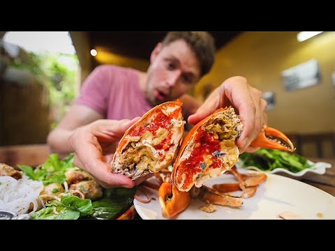 Hạ Long SEAFOOD 🦀  + Other Must Eat Dishes | Vietnam Streetfood