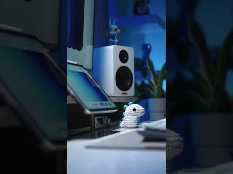 The Dream Blue and White Desk Setup!