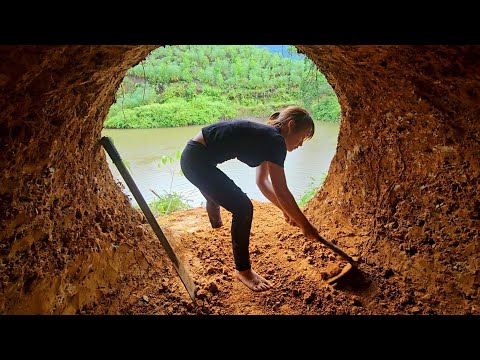 Full video; Build underground shelters and search for wild food in the rainforest
