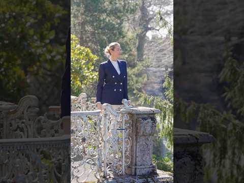 An architectural masterpiece overlooking Lake Como 🎨✨