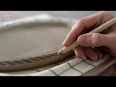 테두리를 눌러 만든 도자기 접시 | Making a Pressed-Edge Ceramic Plate [ONDO STUDIO]