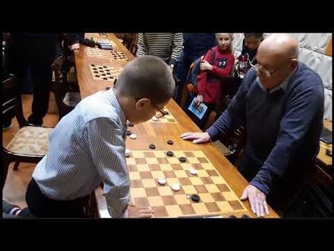 #22= Вундеркинд сносит флаг Международного Гроссмейстера Плакхина Улётное видео с шашечного турнира.