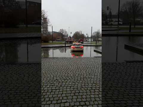 Swiming Benz β Alfa Romeo Stelvio β
#cars #fail #mercedes #alfaromeo