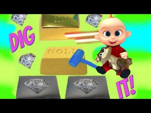 Fizzy and Phoebe Dig for Gold