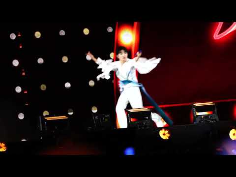 11_4k 《甜蜜蜜+ 路边的野花不要采+我只在乎你》深圳站 day 1 周深 Charlie Zhou Shen ｢深深的｣ 巡回演唱会 2025.12.06