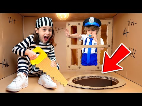 Tantangan Eva Melarikan Diri dari PENJARA KARDUS