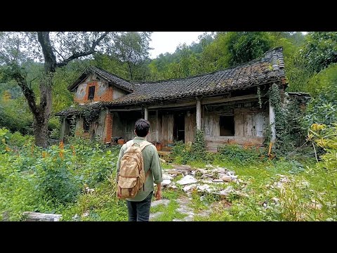 To Get Out of Debt, Man Renovates an Old House in the Mountains and Lives a New Life