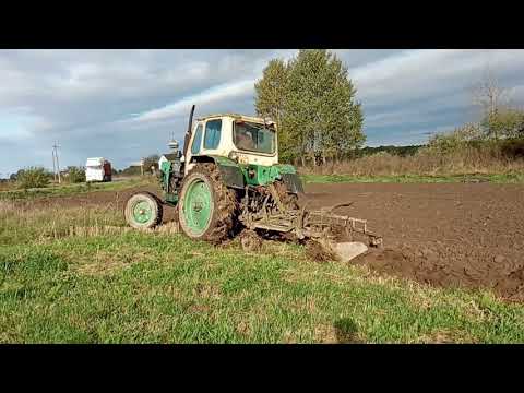 Осіня оранка трактором Юмз 6. Вспашка трактором ЮМЗ 6. ПЛН 3-35