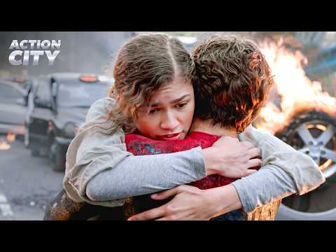 Spider-Man Saves The Girl. And The Rest Of The World | Spider-Man: Far From Home (Tom Holland)