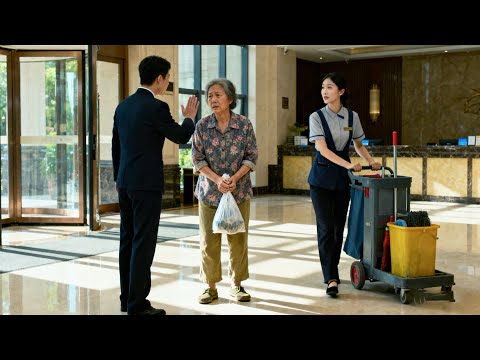 Rural woman kicked from a hotel is kindly helped by a cleaner—turns out she’s the hotel’s chairwoman