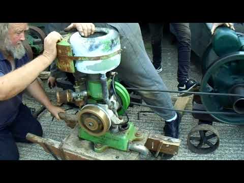 T) THE VILLIERS TWO STROKE MODEL W - XII OLD VINTAGE ENGINE