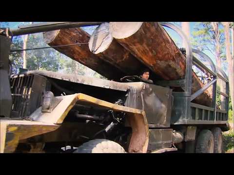 World's Most Dangerous Roads - Laos: In The Middle Of The Golden Triangle