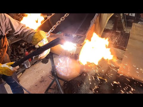 Another CAT 320 Excavator Boom but with a Twist.