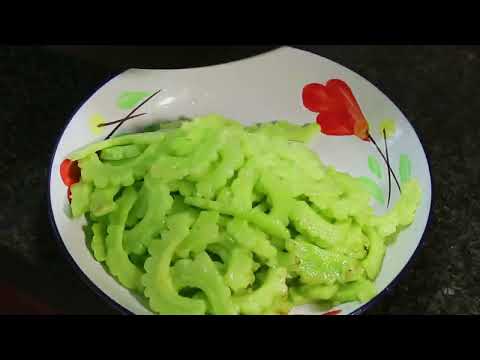 中式家宴必学！苦瓜炒肉、小炒鸡毛菜、葱花鸡蛋汤，新手福音