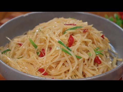 酸辣土豆絲好吃有訣竅，分享簡單的做法，不沾鍋不成坨