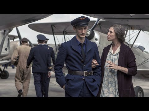 令人窒息的母亲以爱绑架，反而教出了令人敬仰的大英雄，20分钟看完2017年真实事件改编传记电影《童年的许诺》