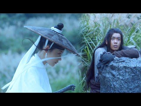 徐鳳年武功盡失遇殺手！神秘女子出手救場，刀不出鞘就幹翻所有殺手！