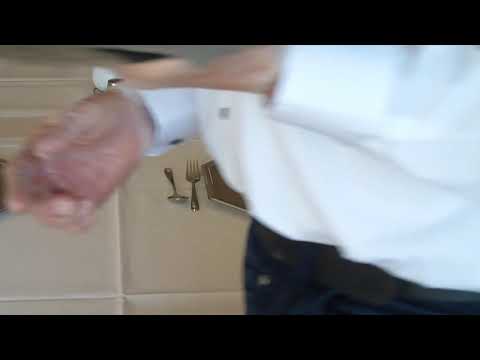 Tisch eindecken:  4 Gang Menüs, korrekt mit Zollstock, Prüfungsvorbereitungen Gastronomie