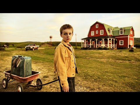 10岁小男孩因太优秀，被父母逼的离家出走，结尾很治愈超感人，13万人打出8.5高分，20分钟看完2013年家庭冒险电影《少年斯派维的奇异旅行》