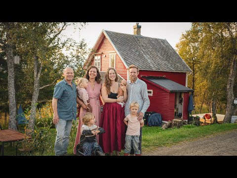 Life in the Arctic North | Family, Building & Off-Grid Friends #55