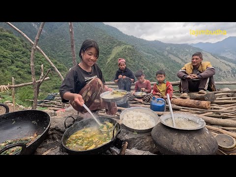 cooking fish in a happy family || Nepal 🇳🇵 ||