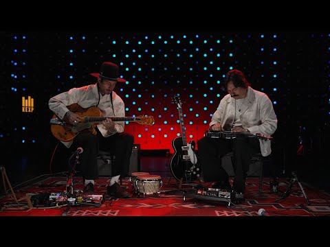 Hermanos Gutiérrez - Full Performance (Live on KEXP)